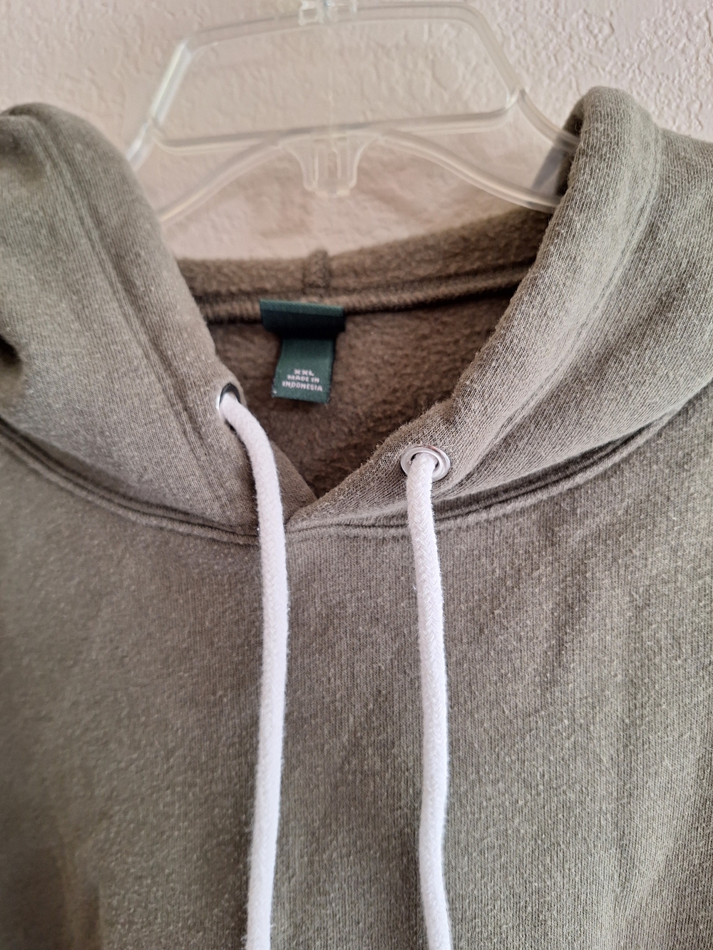 Oversized Cropped Hoodie - Olive Green - Picture 8 of 9